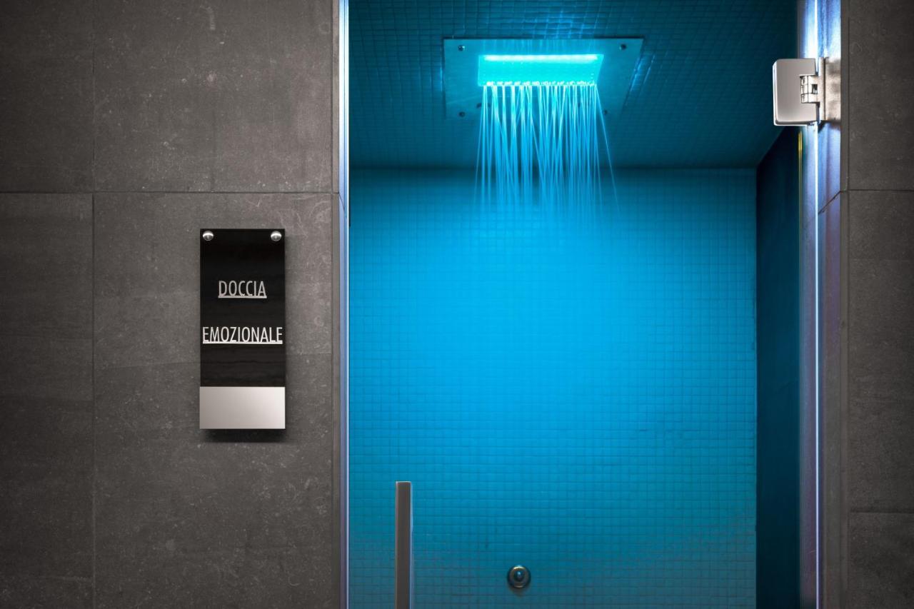 Lhp Hotel River & Spa Firenze Esterno foto Emotional shower