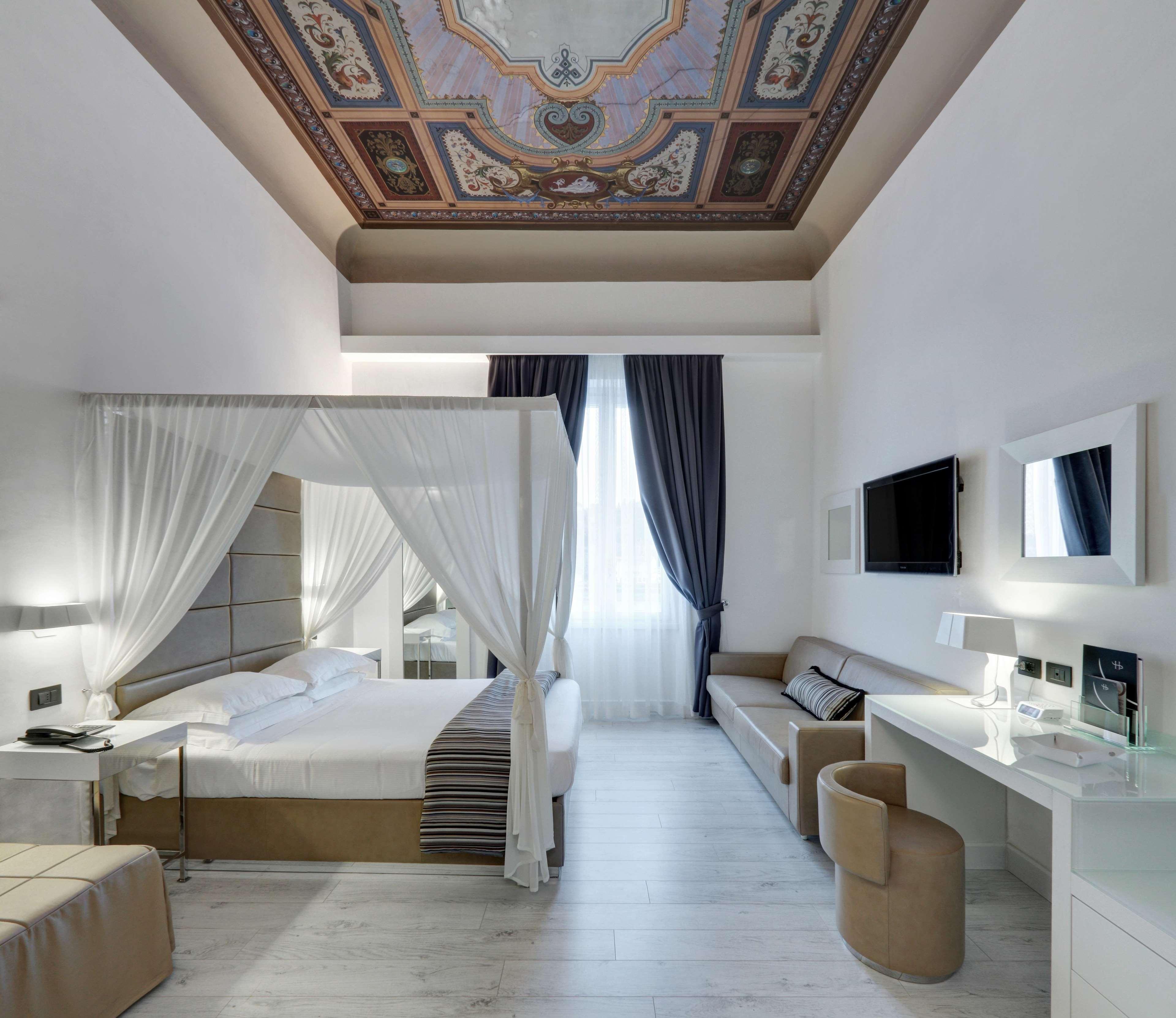Lhp Hotel River & Spa Firenze Esterno foto A room at the hotel