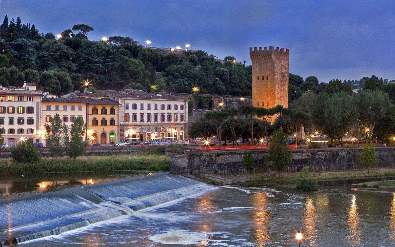 Lhp Hotel River & Spa Firenze Esterno foto The river Arno at Pienzo