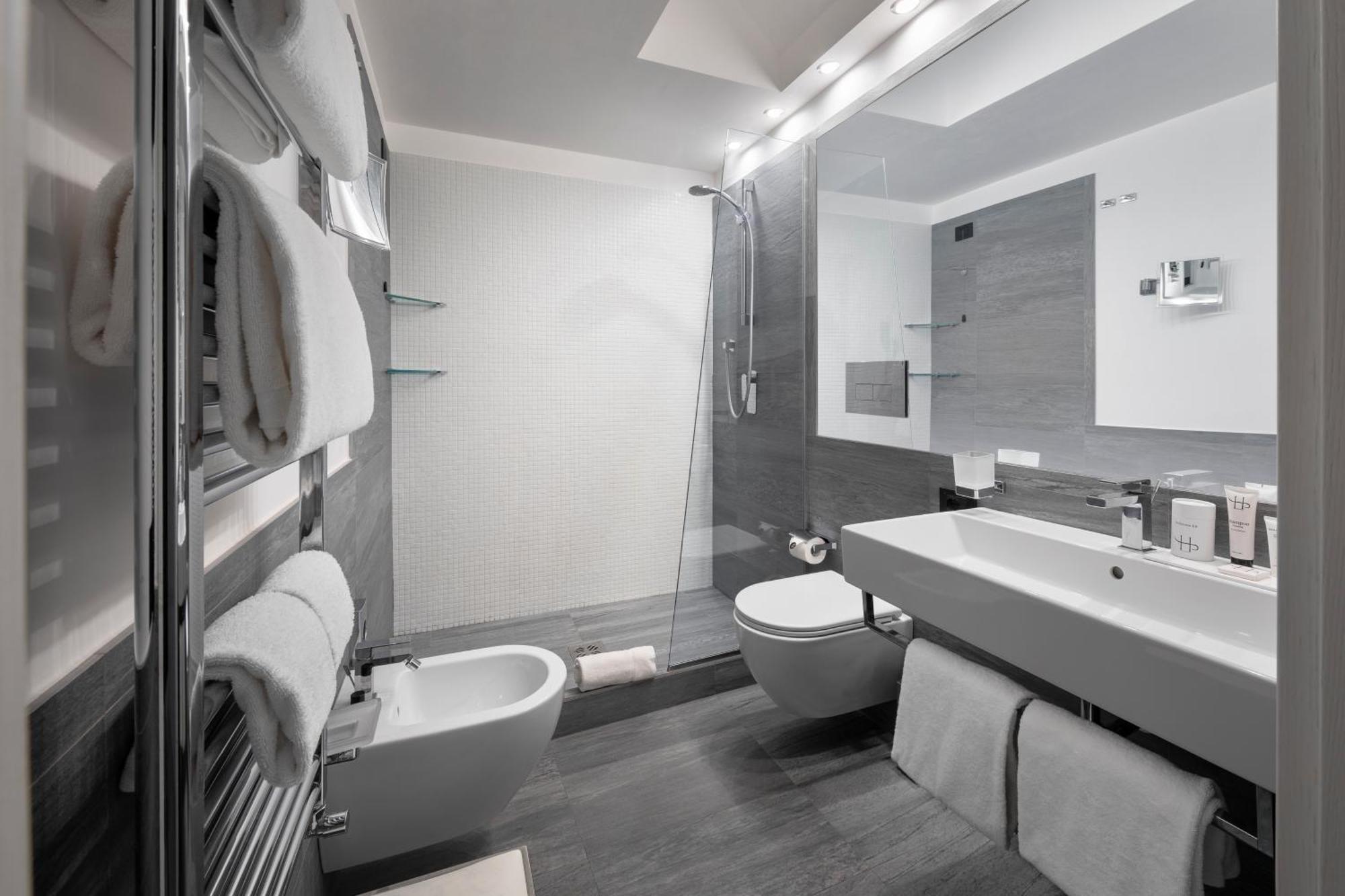 Lhp Hotel River & Spa Firenze Esterno foto Bathroom