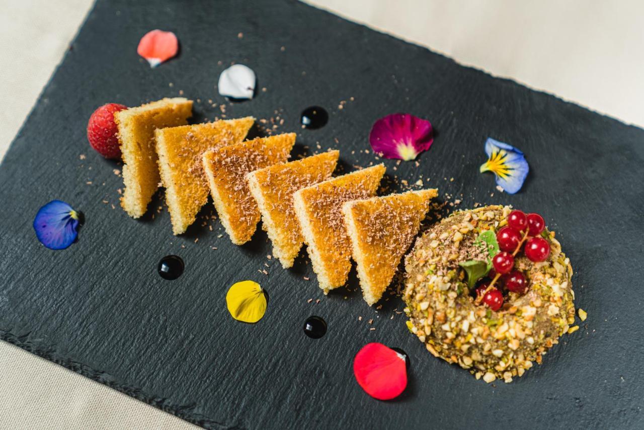 Lhp Hotel River & Spa Firenze Esterno foto A dessert
